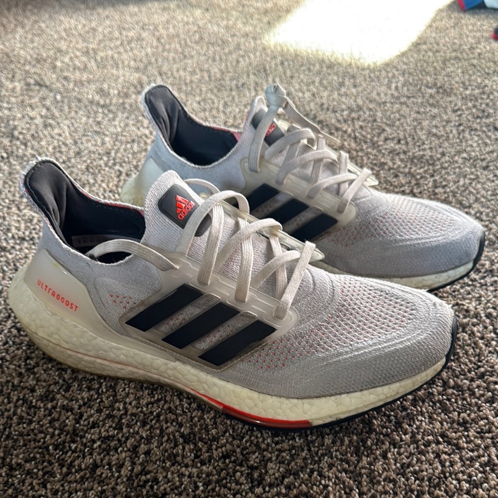 Adidas Men's Ultraboost 23 Running Shoes - Gray and Black size 9
